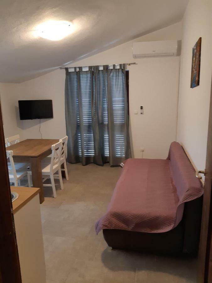 Apartments Vukelic Starigrad Paklenica Exteriér fotografie
